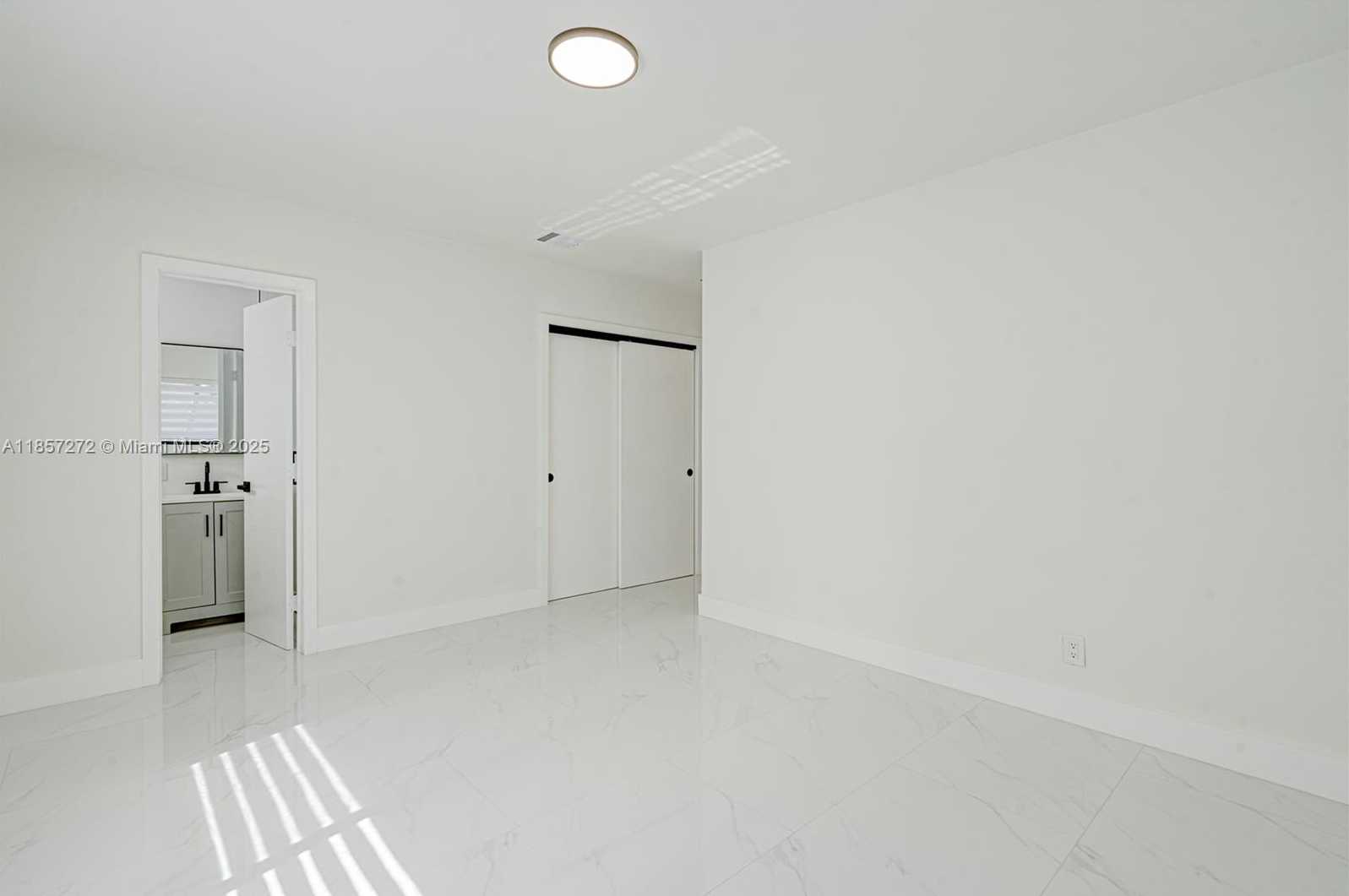 Small Image of 175 NORTH EAST 120TH ST, North Miami Number 43