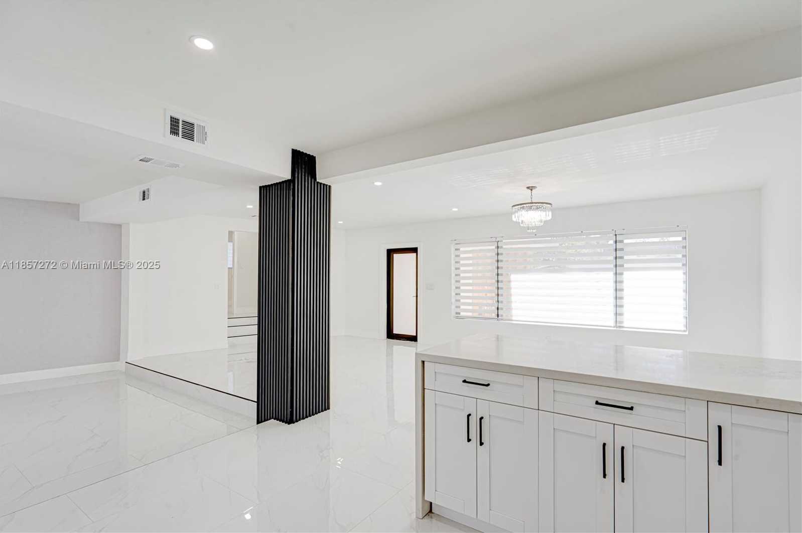 Small Image of 175 NORTH EAST 120TH ST, North Miami Number 5