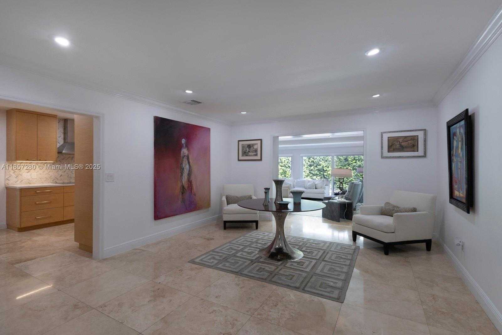 Small Image of 677 HAMPTON LN, Key Biscayne Number 5