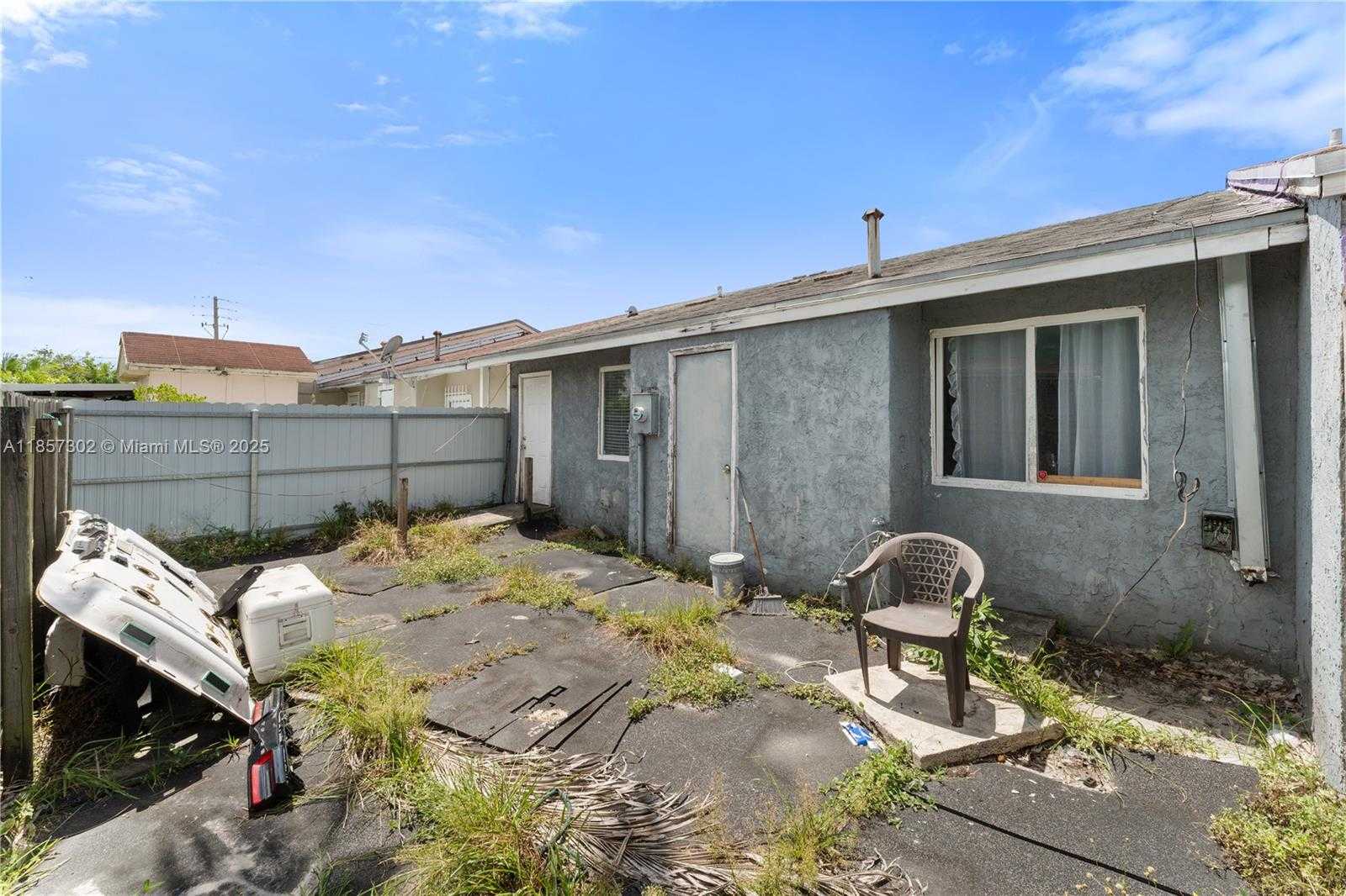 Small Image of 18602 NORTH WEST 46TH AVE, Miami Gardens Number 10
