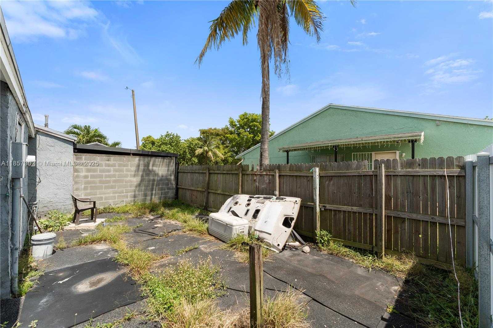 Small Image of 18602 NORTH WEST 46TH AVE, Miami Gardens Number 9