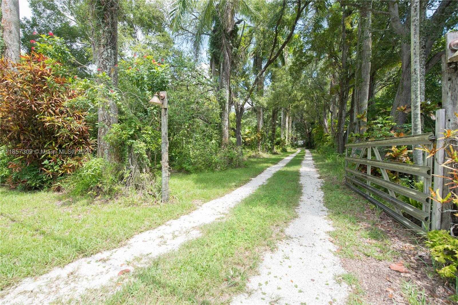 Small Image of 37189 SOUTH WEST 212TH AVE, Homestead Number 24
