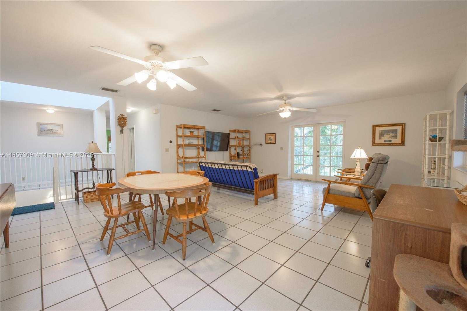 Small Image of 37189 SOUTH WEST 212TH AVE, Homestead Number 3
