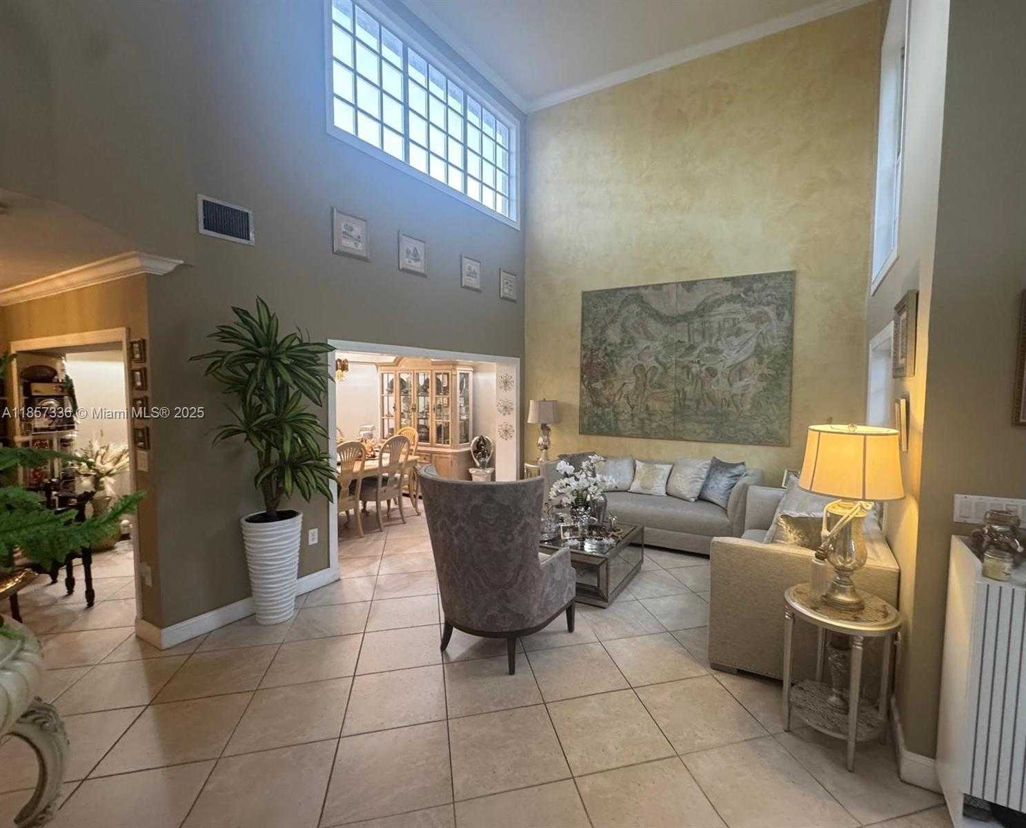 Small Image of 19131 NORTH WEST 89TH CT, Hialeah Number 11