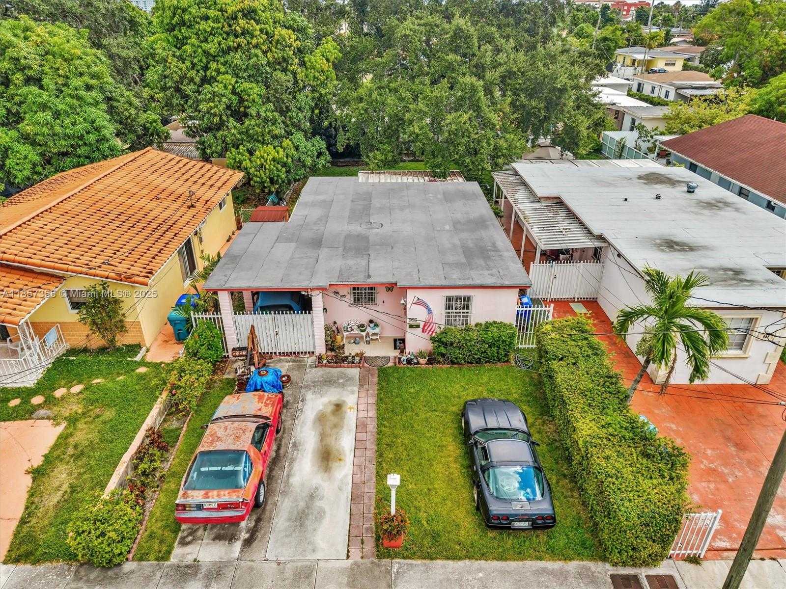 Small Image of 411 NORTH WEST 59TH CT, Miami Number 39