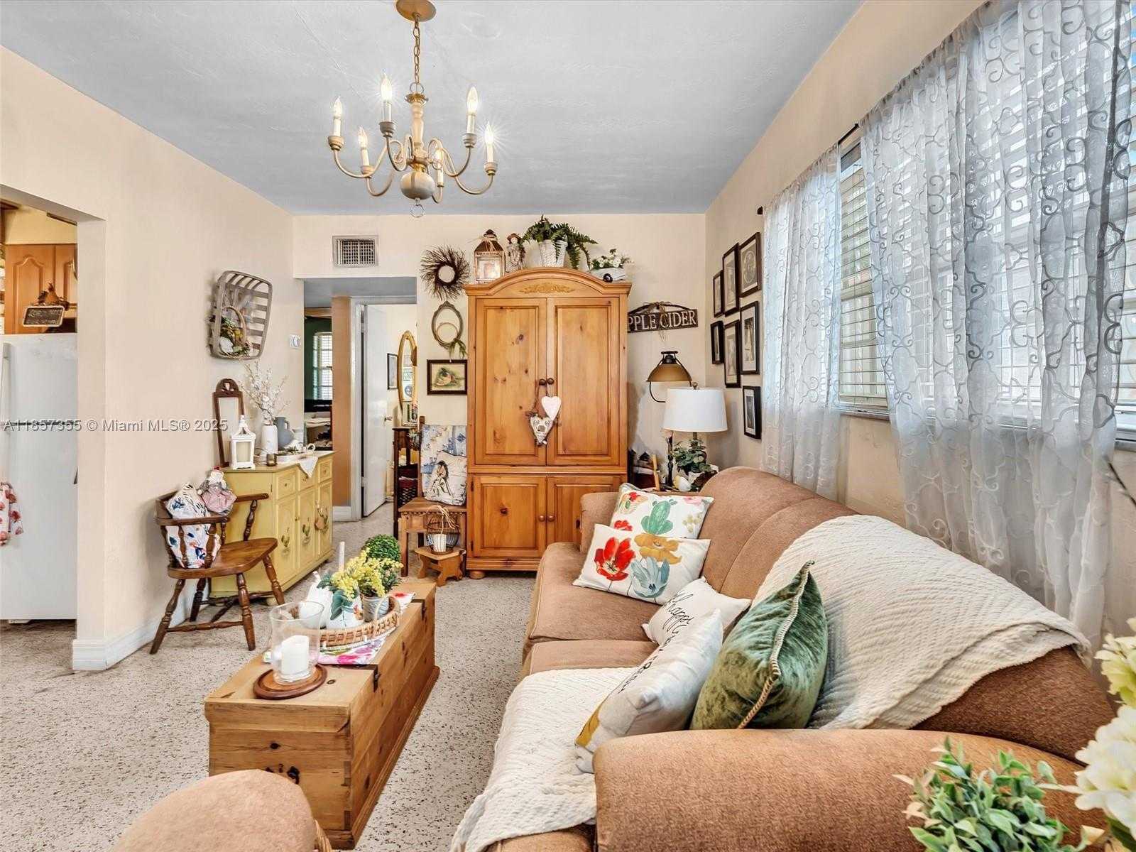 Small Image of 411 NORTH WEST 59TH CT, Miami Number 5