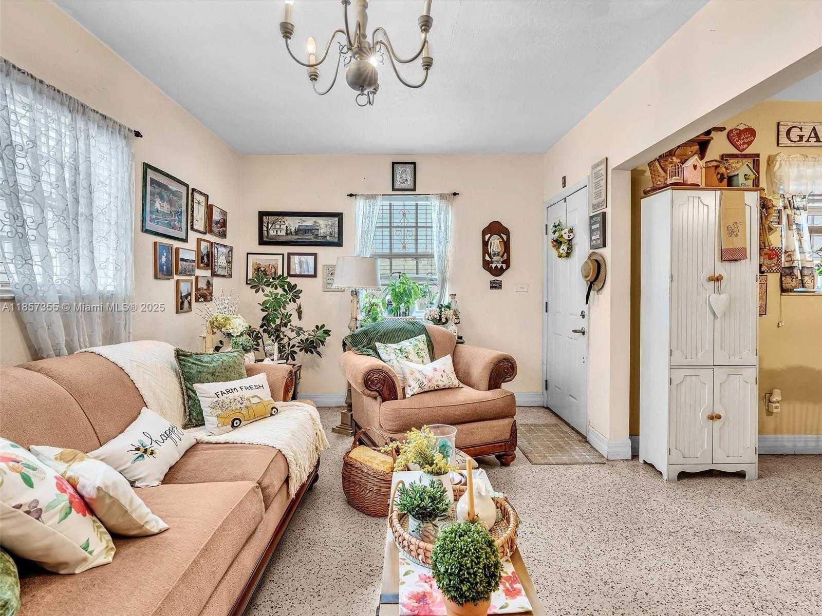 Small Image of 411 NORTH WEST 59TH CT, Miami Number 9