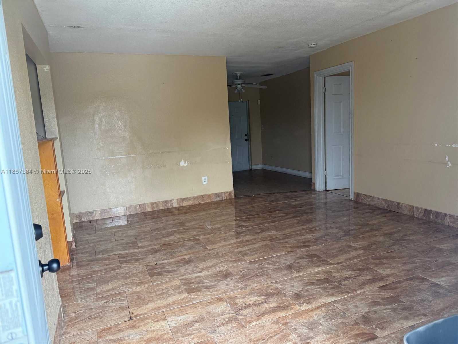Small Image of 3361 NORTH WEST 189TH, Miami Gardens Number 10