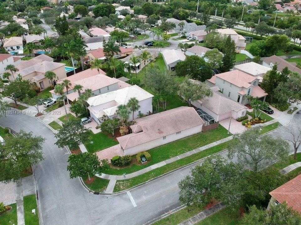 Small Image of 1244 NORTH WEST 171ST AVE, Pembroke Pines Number 10