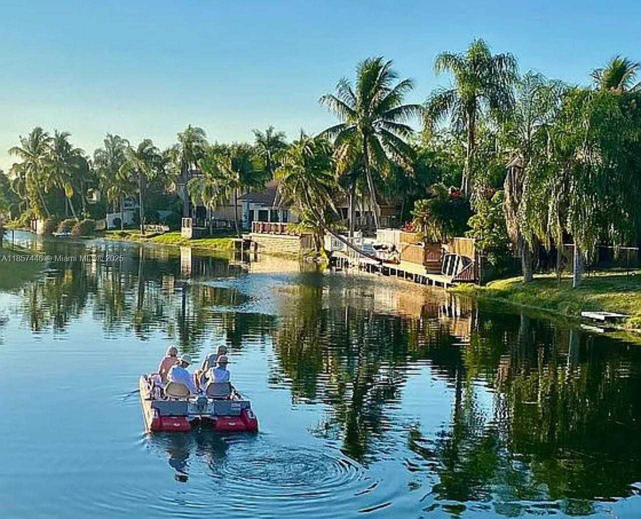 Small Image of 4100 FERN FOREST RD, Cooper City Number 22