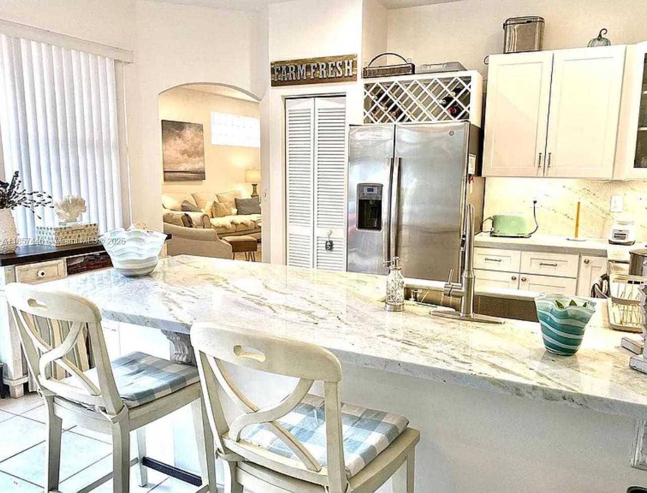 Small Image of 4100 FERN FOREST RD, Cooper City Number 6