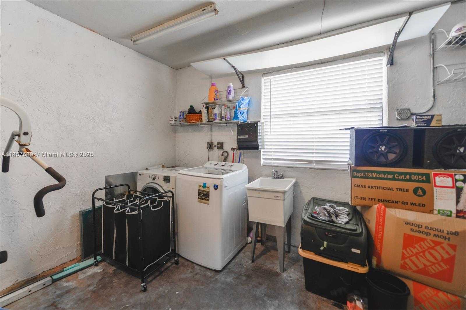 Small Image of 11300 SOUTH WEST 4TH ST, Pembroke Pines Number 22