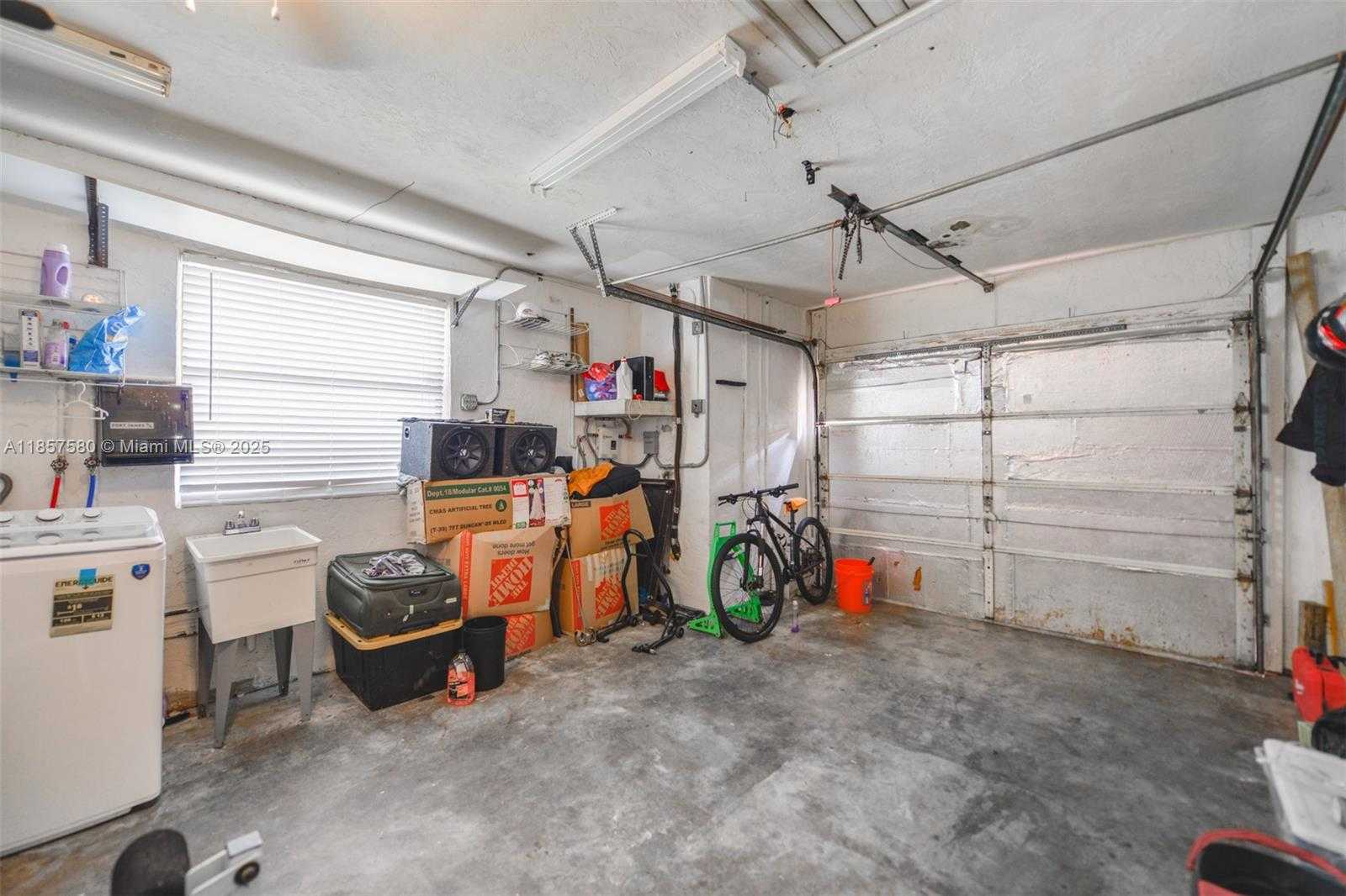 Small Image of 11300 SOUTH WEST 4TH ST, Pembroke Pines Number 23