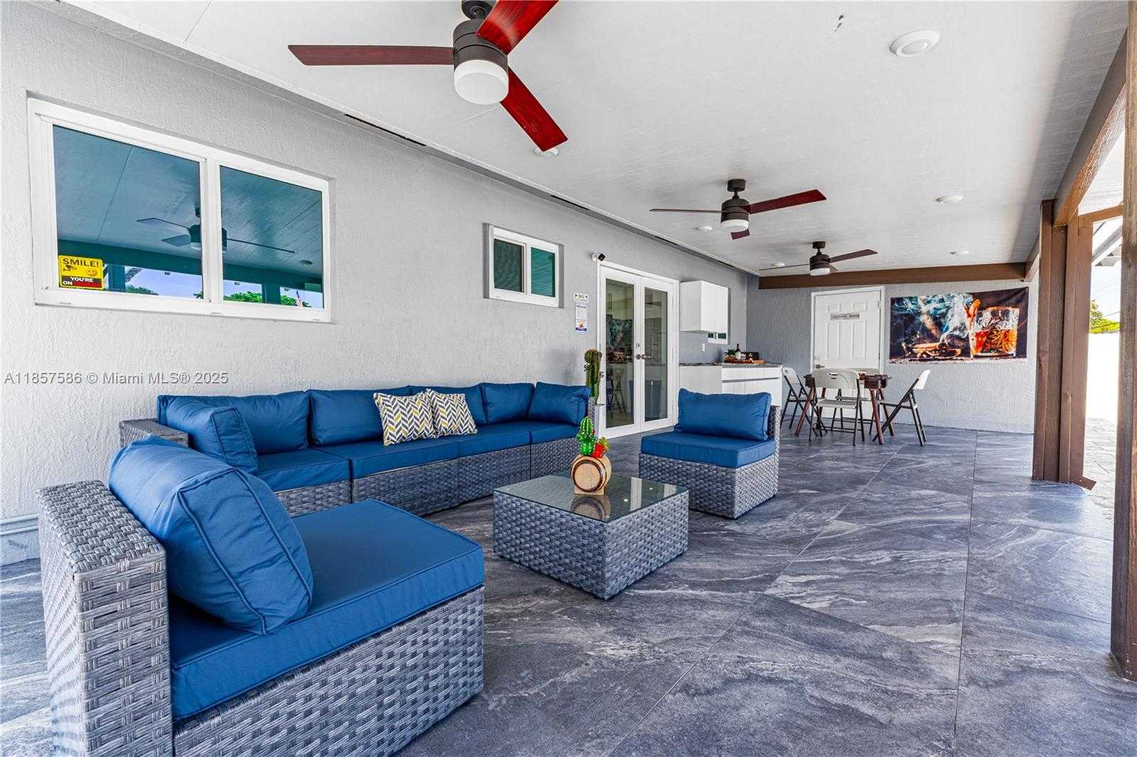 Small Image of 8031 NORTH WEST 175TH ST, Hialeah Number 14