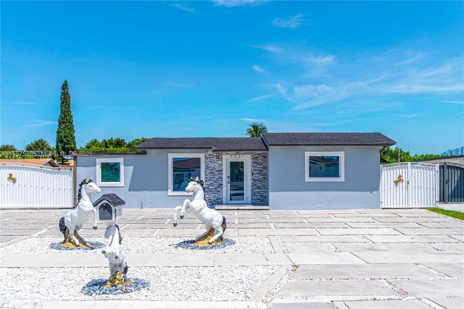 Small Image of 8031 NORTH WEST 175TH ST, Hialeah Number 2