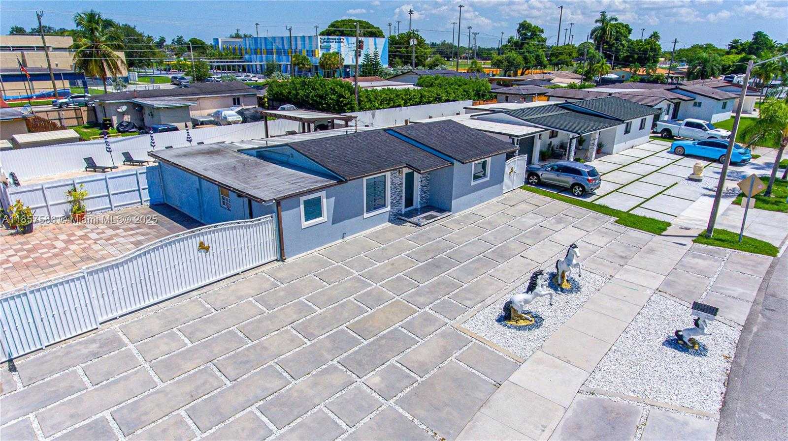 Small Image of 8031 NORTH WEST 175TH ST, Hialeah Number 21