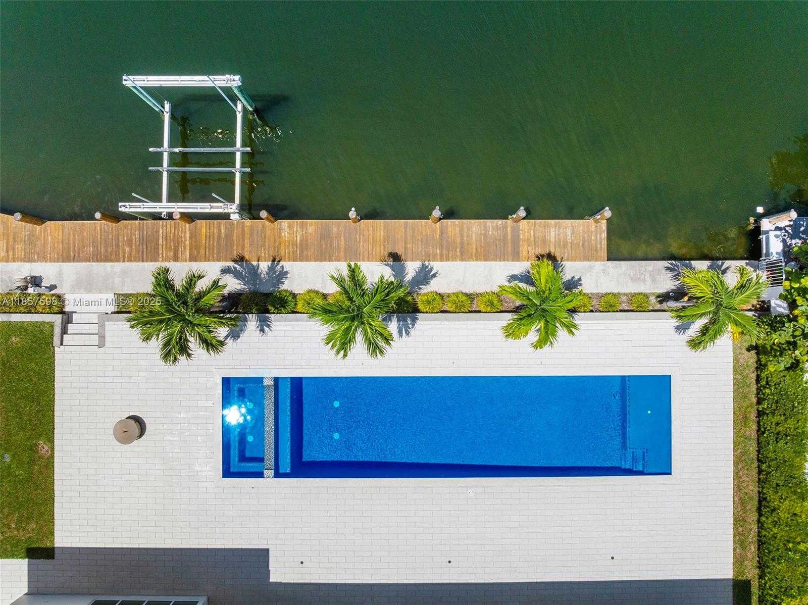 Small Image of 2815 NORTH EAST 26TH PL, Fort Lauderdale Number 45