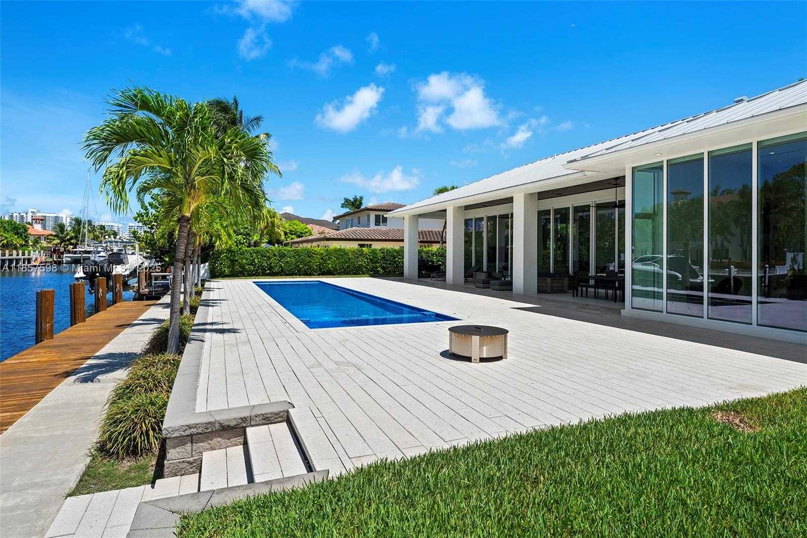 Small Image of 2815 NORTH EAST 26TH PL, Fort Lauderdale Number 7
