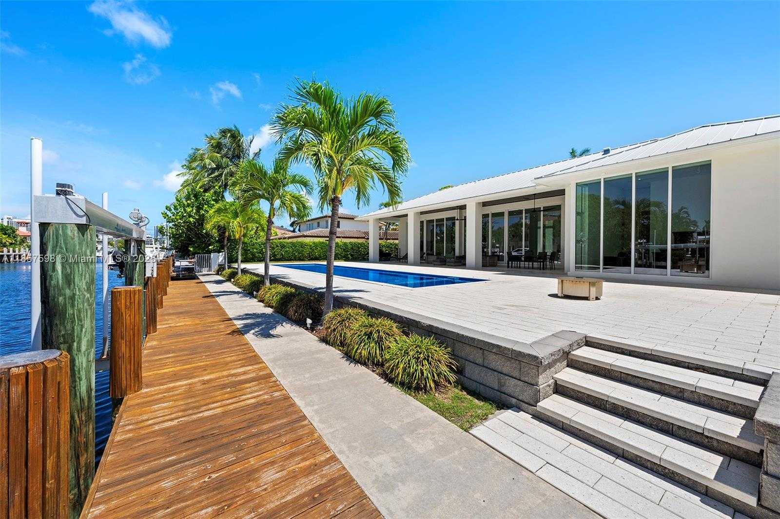 Small Image of 2815 NORTH EAST 26TH PL, Fort Lauderdale Number 8