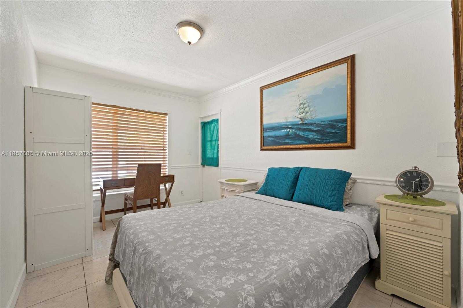 Small Image of 461 NORTH WEST 17TH PL, Fort Lauderdale Number 8