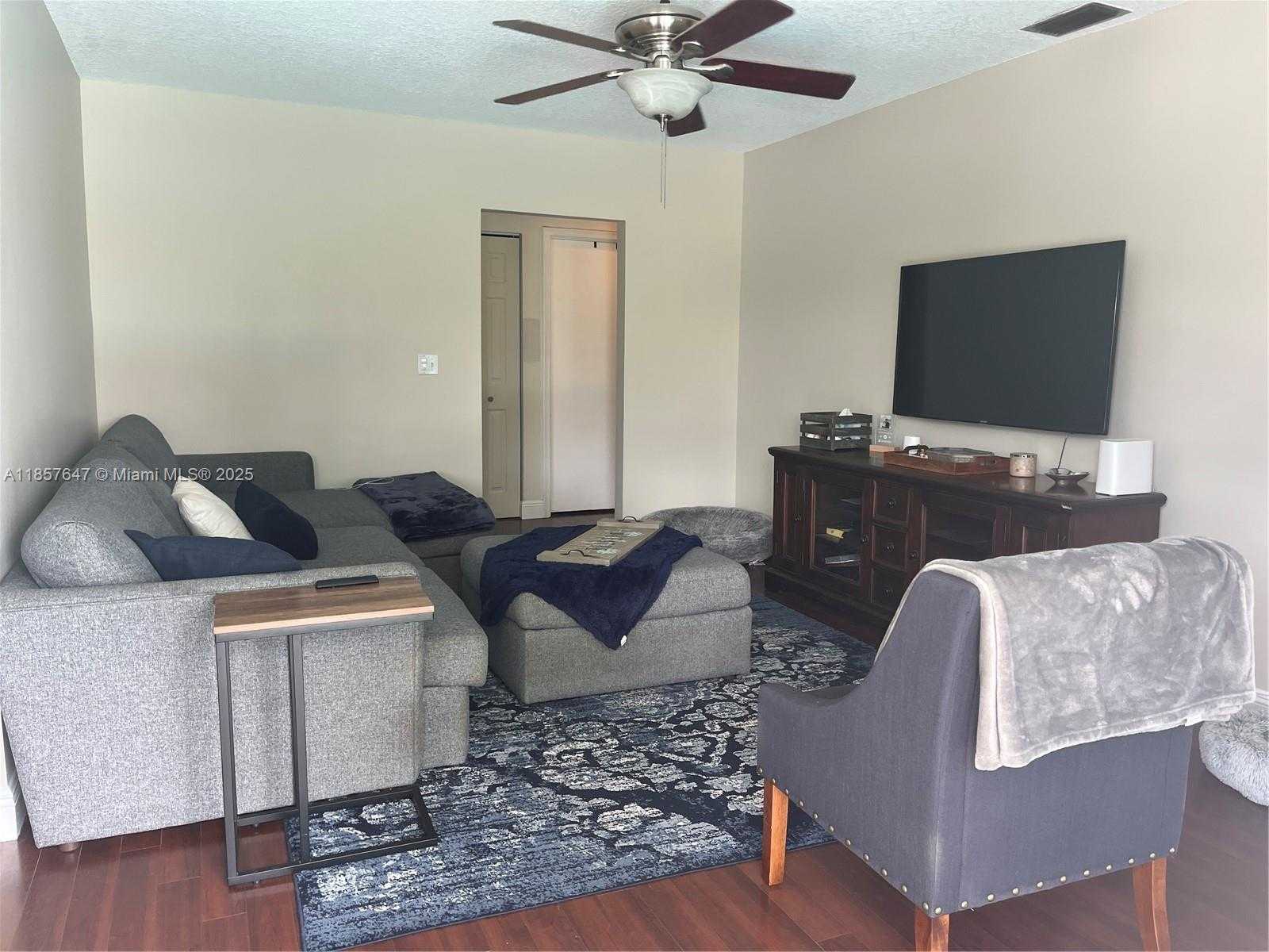 Small Image of 5217 SOUTH WEST 87TH AVE, Cooper City Number 7