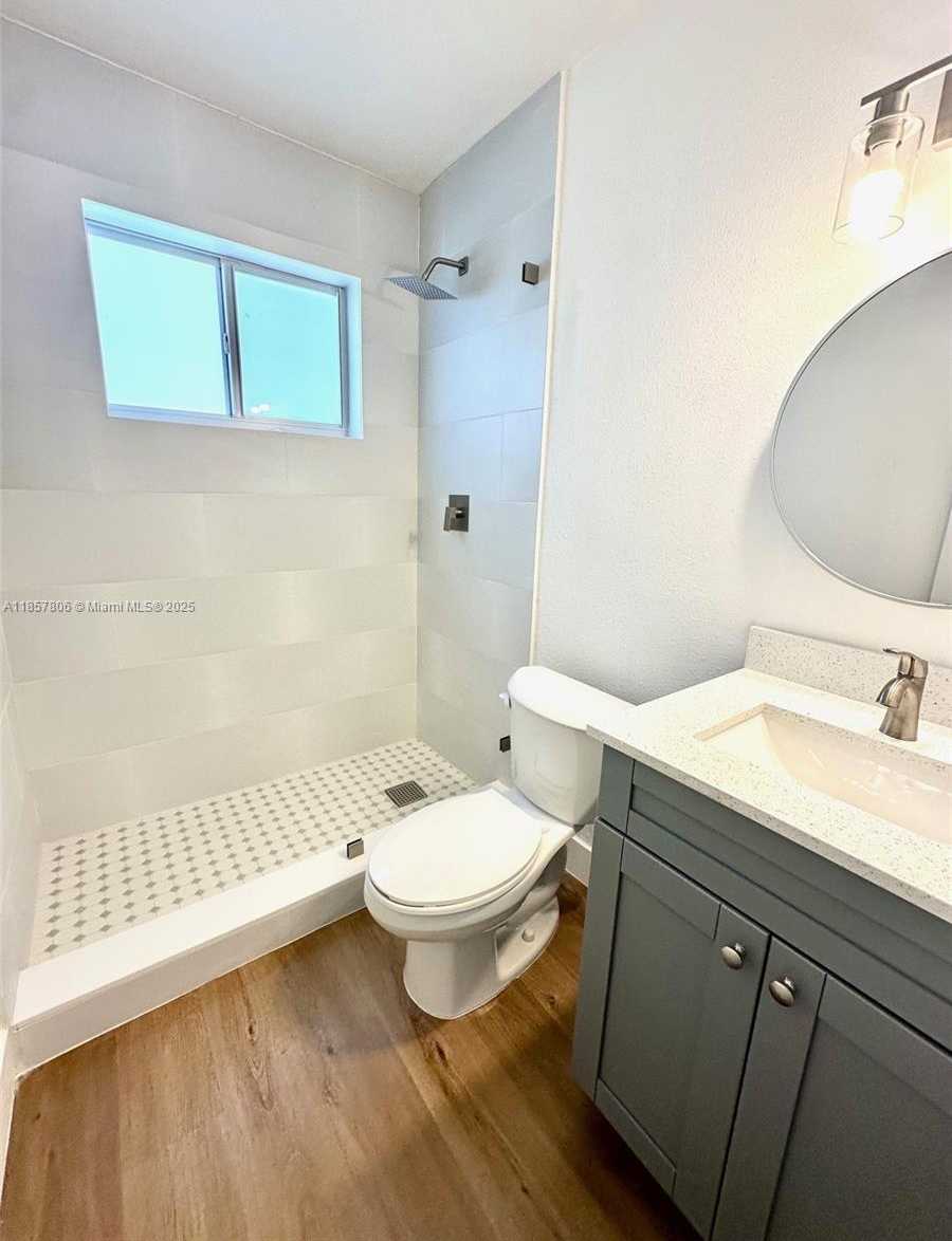 Small Image of 6285 NORTH WEST 23RD ST, Margate Number 13