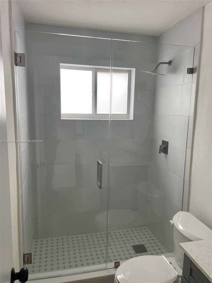 Small Image of 6285 NORTH WEST 23RD ST, Margate Number 18