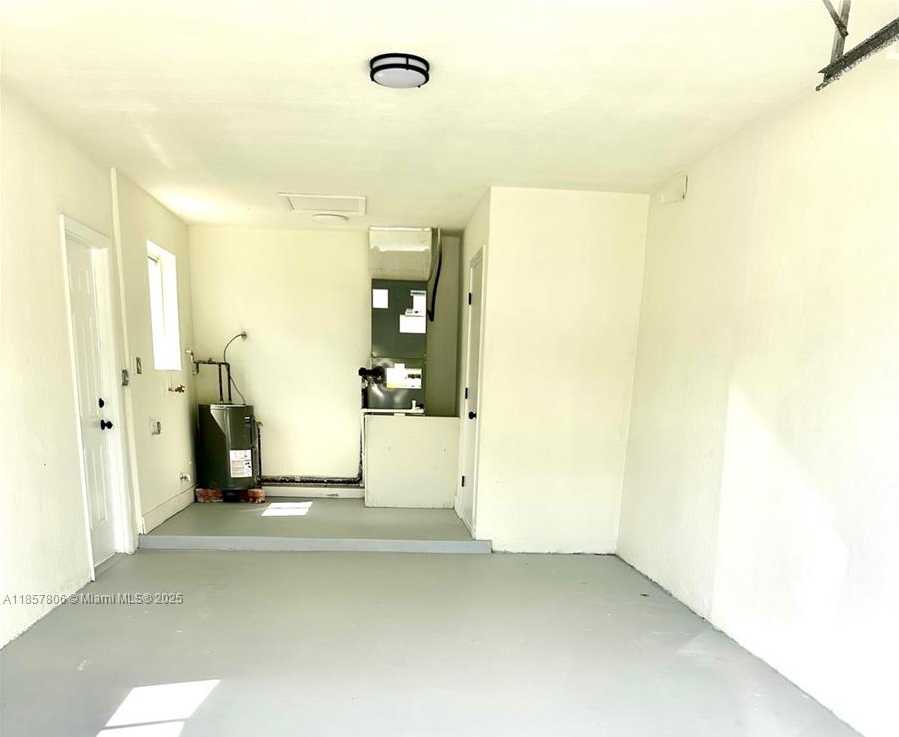 Small Image of 6285 NORTH WEST 23RD ST, Margate Number 22