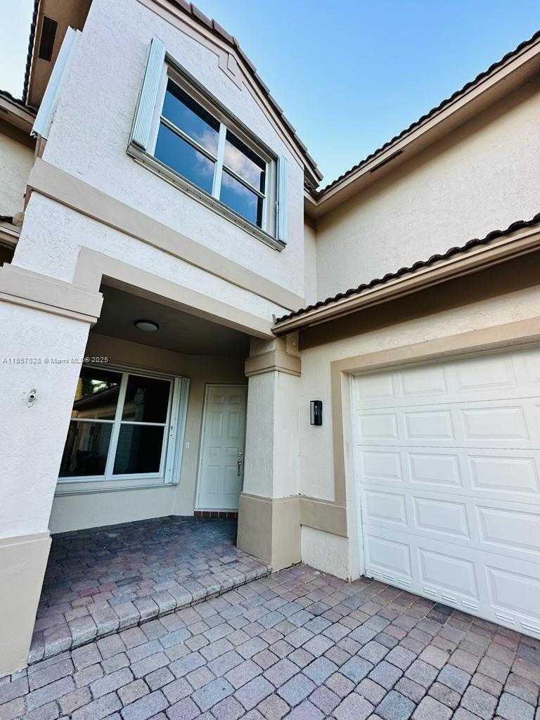 Small Image of 1887 HARBOR VIEW CIR, Weston Number 5