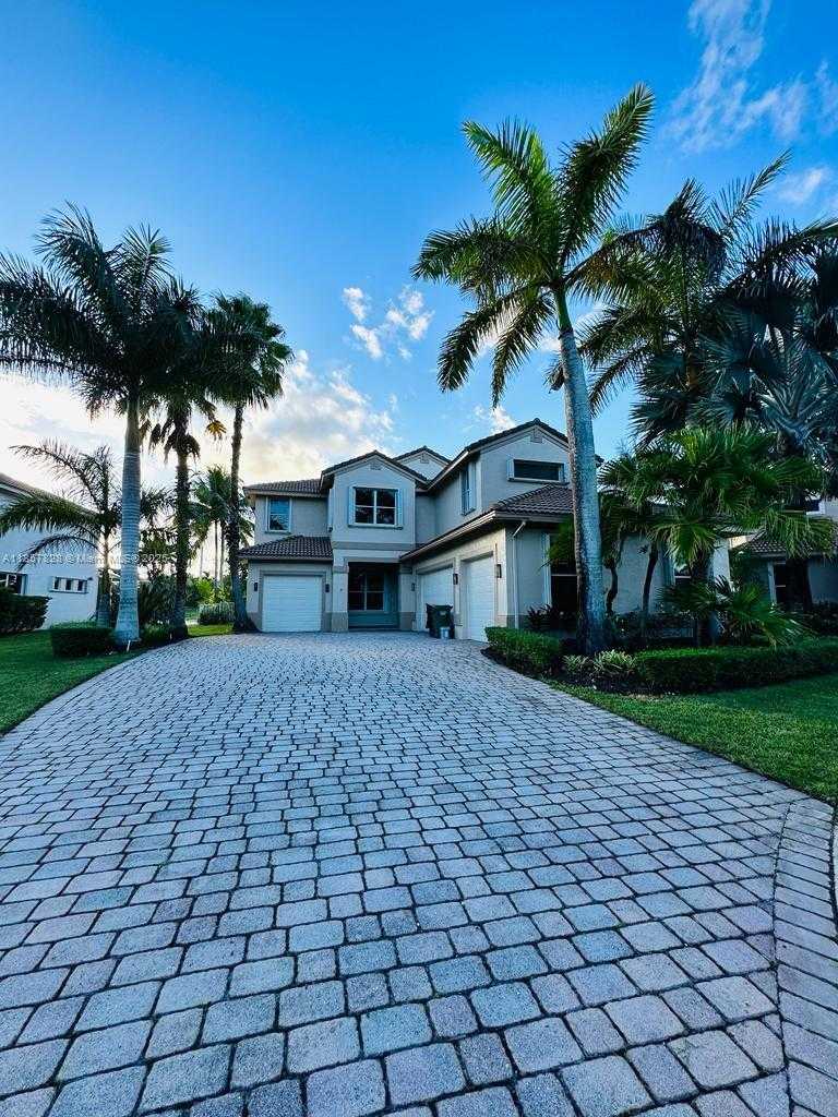 Small Image of 1887 HARBOR VIEW CIR, Weston Number 81