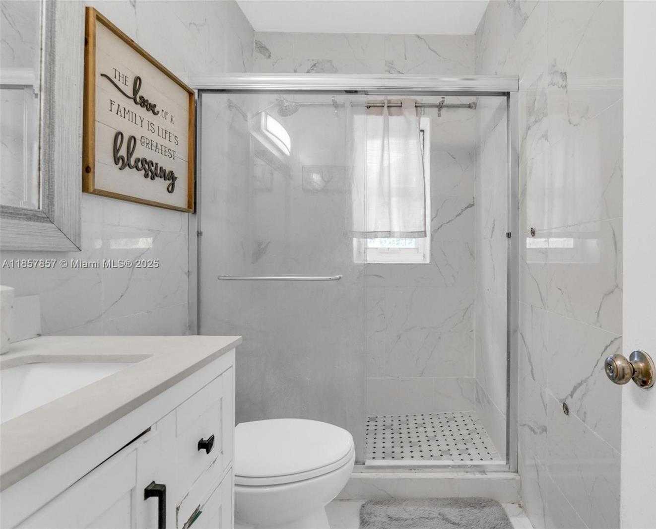 Small Image of 1675 NORTH EAST 160TH ST, North Miami Beach Number 14