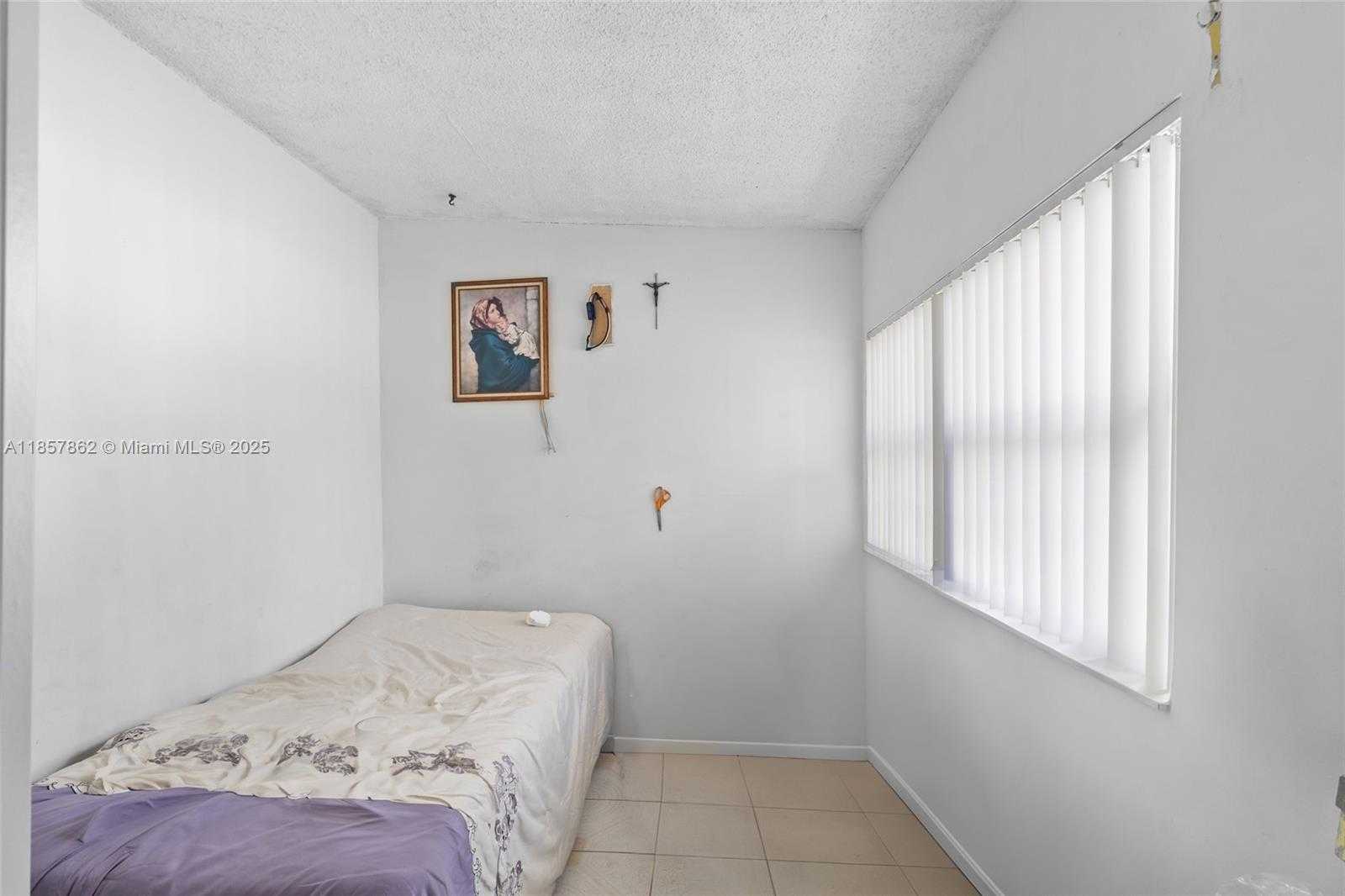 Small Image of 641 NORTH EAST 56TH CT, Oakland Park Number 24