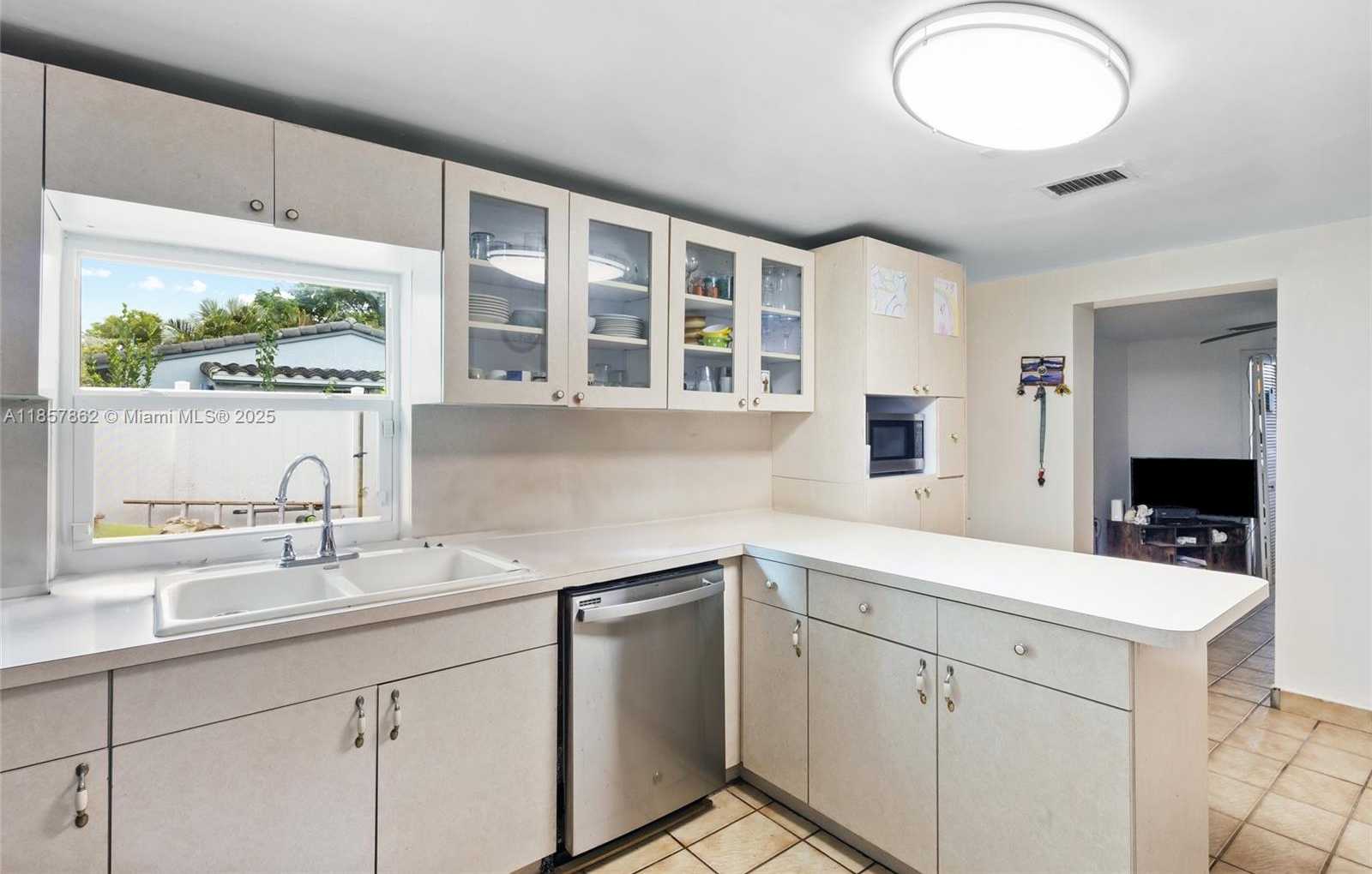 Small Image of 641 NORTH EAST 56TH CT, Oakland Park Number 7
