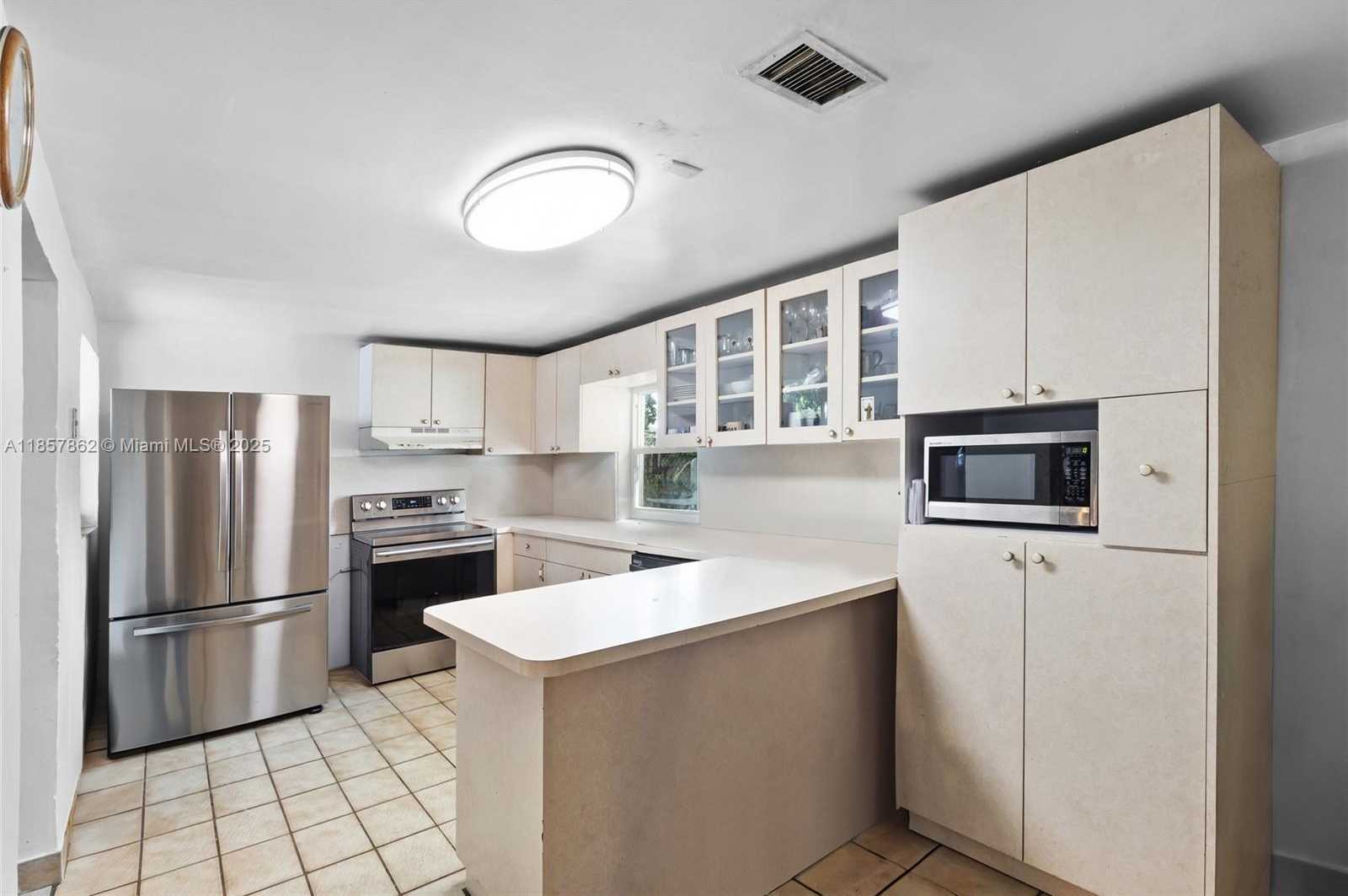 Small Image of 641 NORTH EAST 56TH CT, Oakland Park Number 8