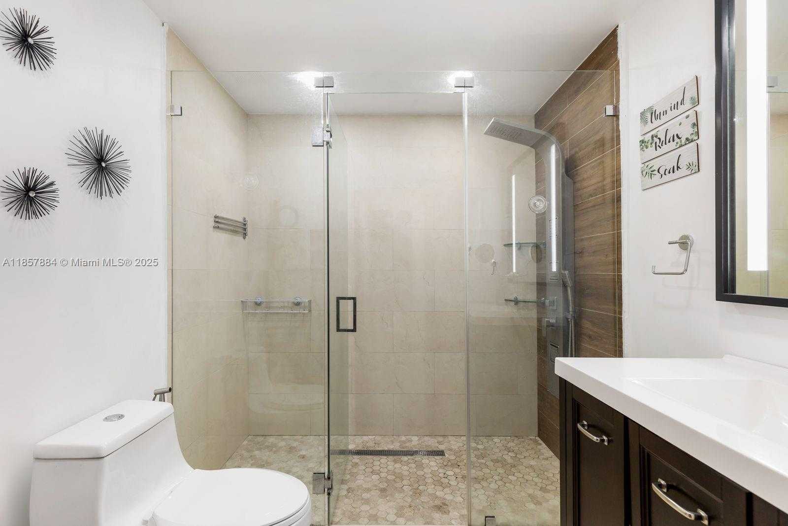 Small Image of 6285 WEST 6TH AVE, Hialeah Number 23
