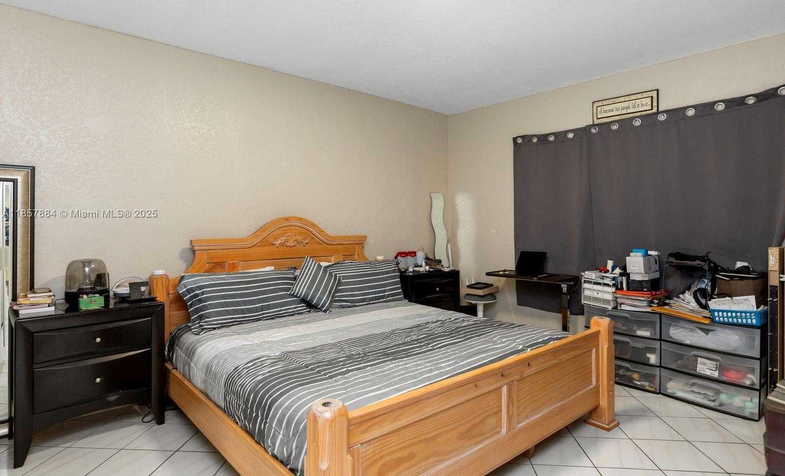 Small Image of 6285 WEST 6TH AVE, Hialeah Number 28