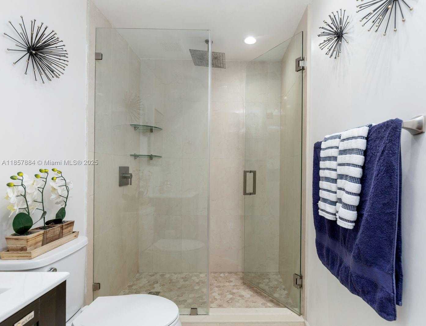 Small Image of 6285 WEST 6TH AVE, Hialeah Number 32