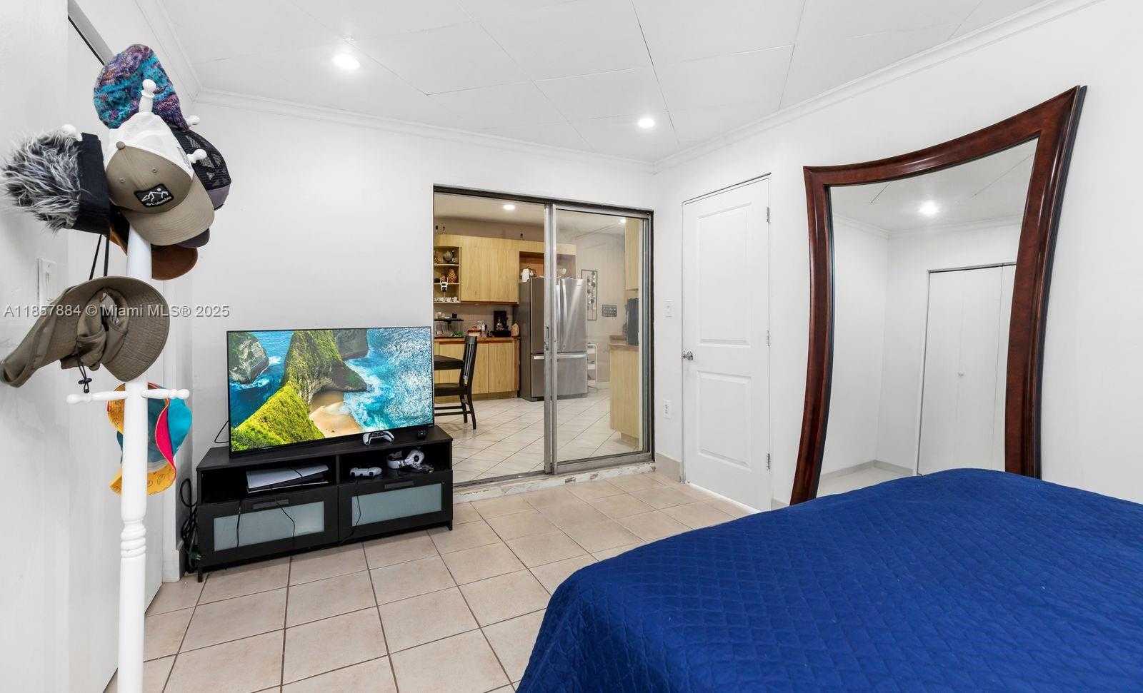 Small Image of 6285 WEST 6TH AVE, Hialeah Number 33