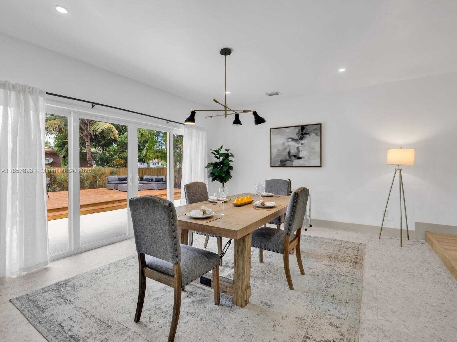 Small Image of 1371 NORTH EAST 115TH ST, Miami Number 15