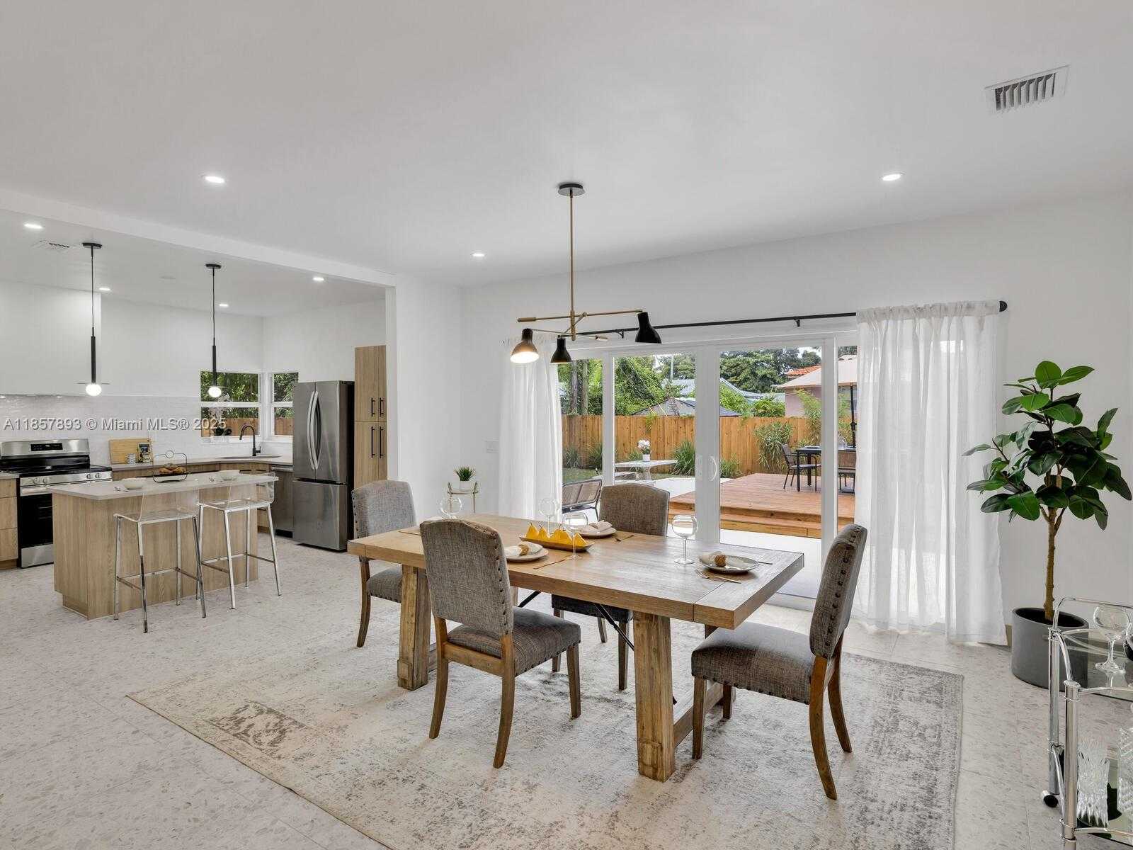 Small Image of 1371 NORTH EAST 115TH ST, Miami Number 16