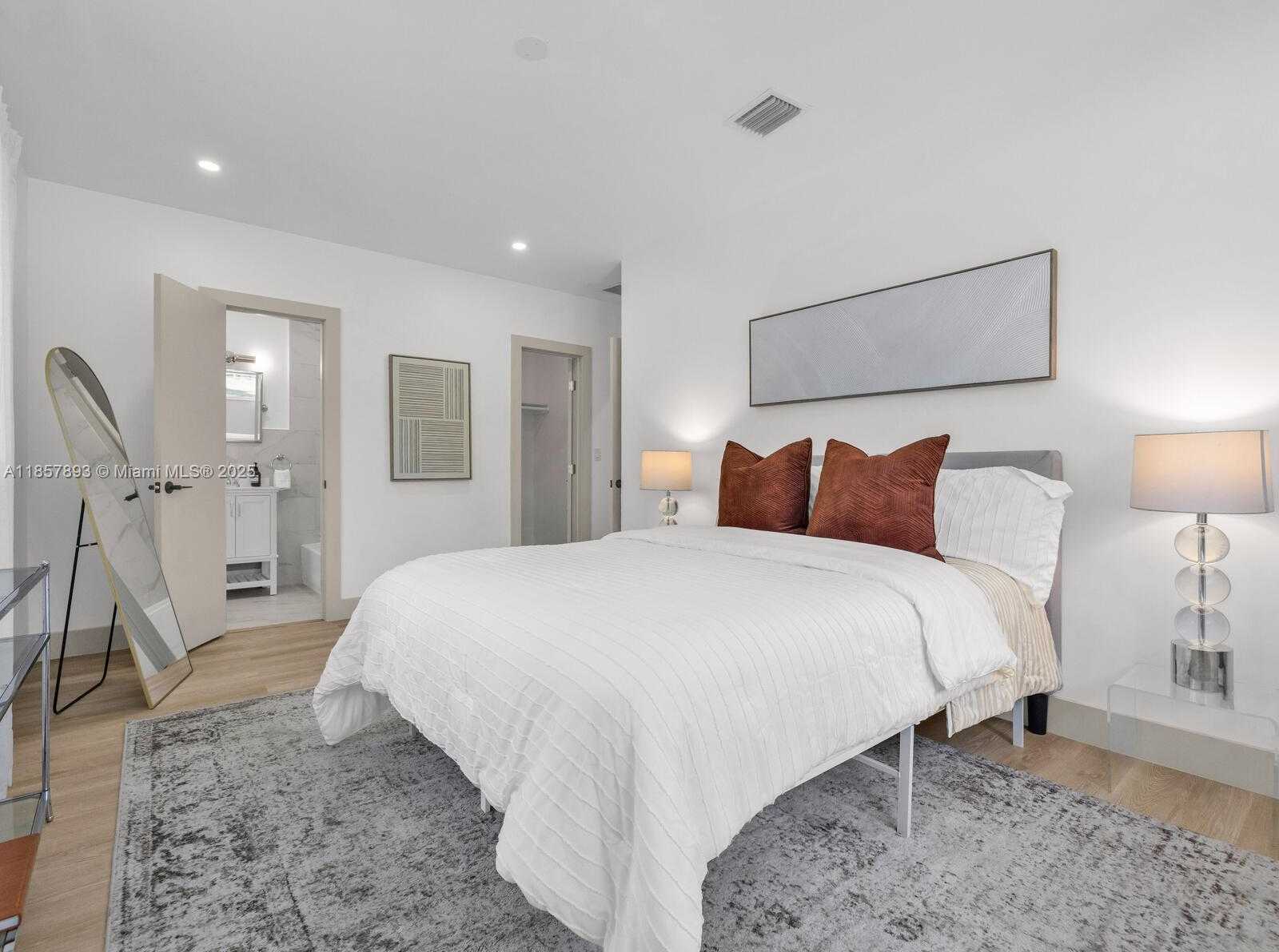 Small Image of 1371 NORTH EAST 115TH ST, Miami Number 23