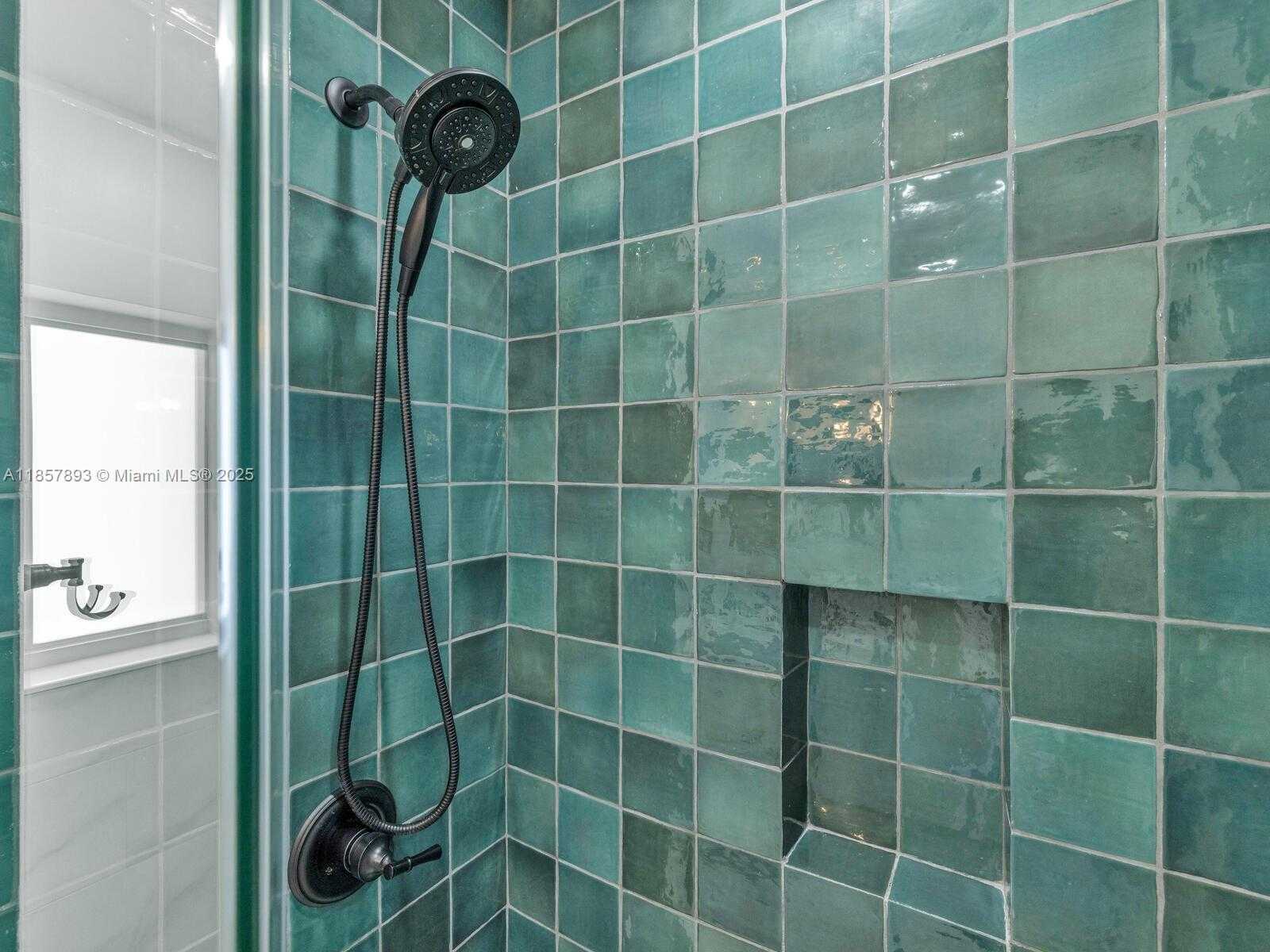 Small Image of 1371 NORTH EAST 115TH ST, Miami Number 33