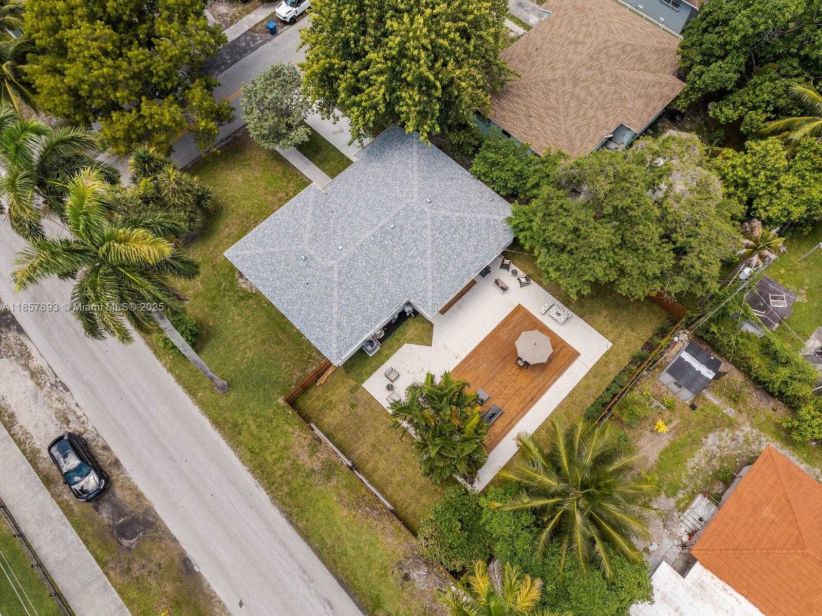 Small Image of 1371 NORTH EAST 115TH ST, Miami Number 48