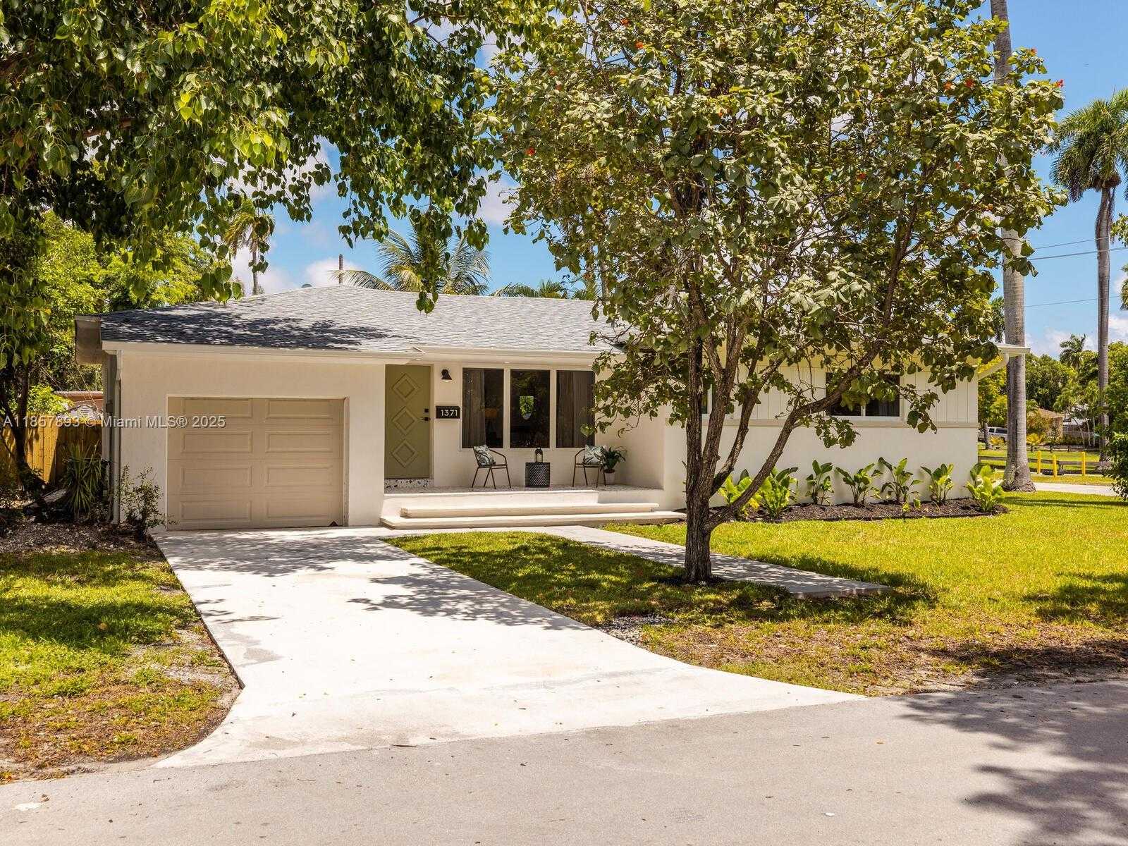 Small Image of 1371 NORTH EAST 115TH ST, Miami Number 6