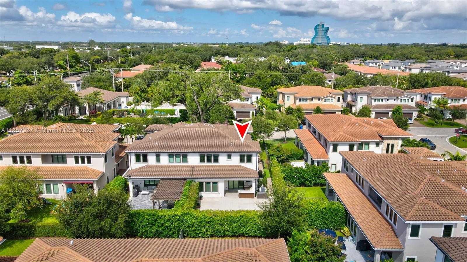 Small Image of 5952 WEST BROOKFIELD CIR W, Hollywood Number 10