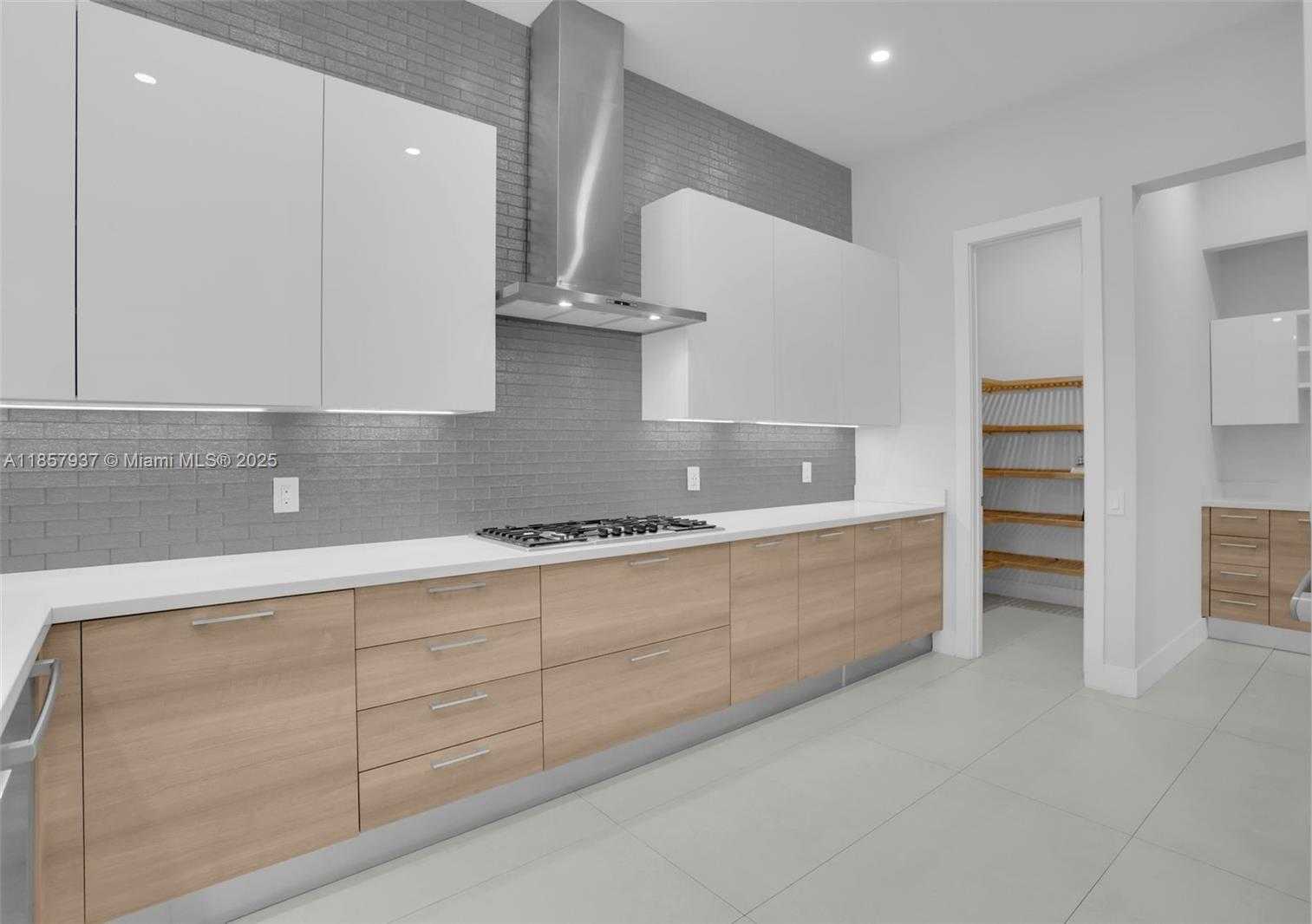 Small Image of 5952 WEST BROOKFIELD CIR W, Hollywood Number 40
