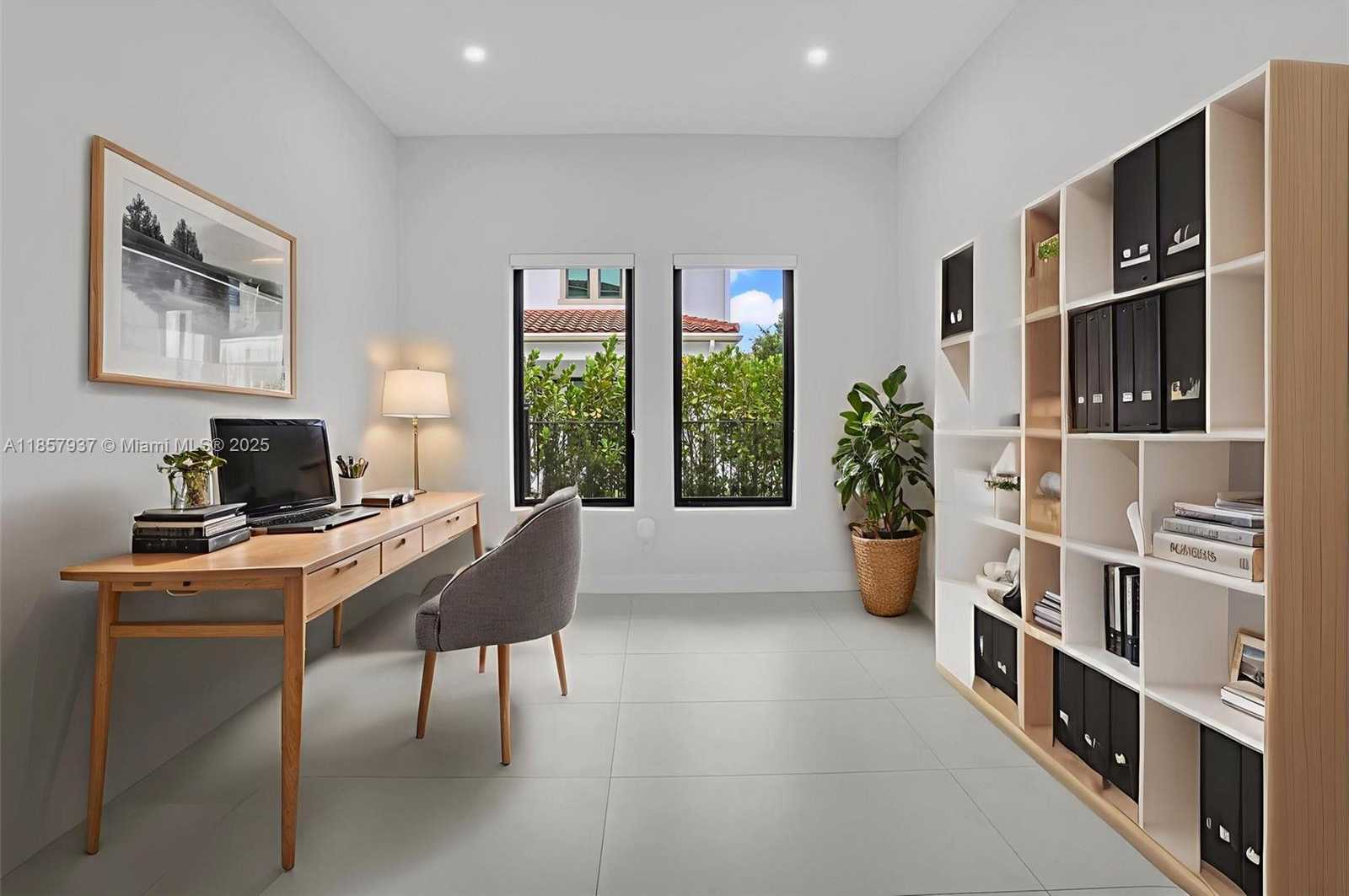 Small Image of 5952 WEST BROOKFIELD CIR W, Hollywood Number 65