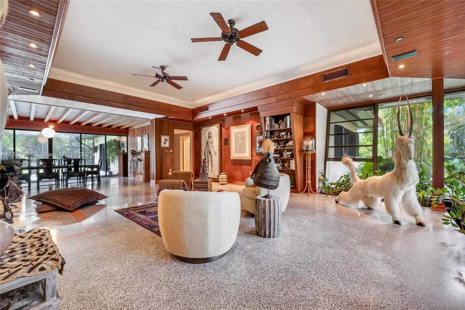 Small Image of 13831 SOUTH WEST 232ND ST, Miami Number 14