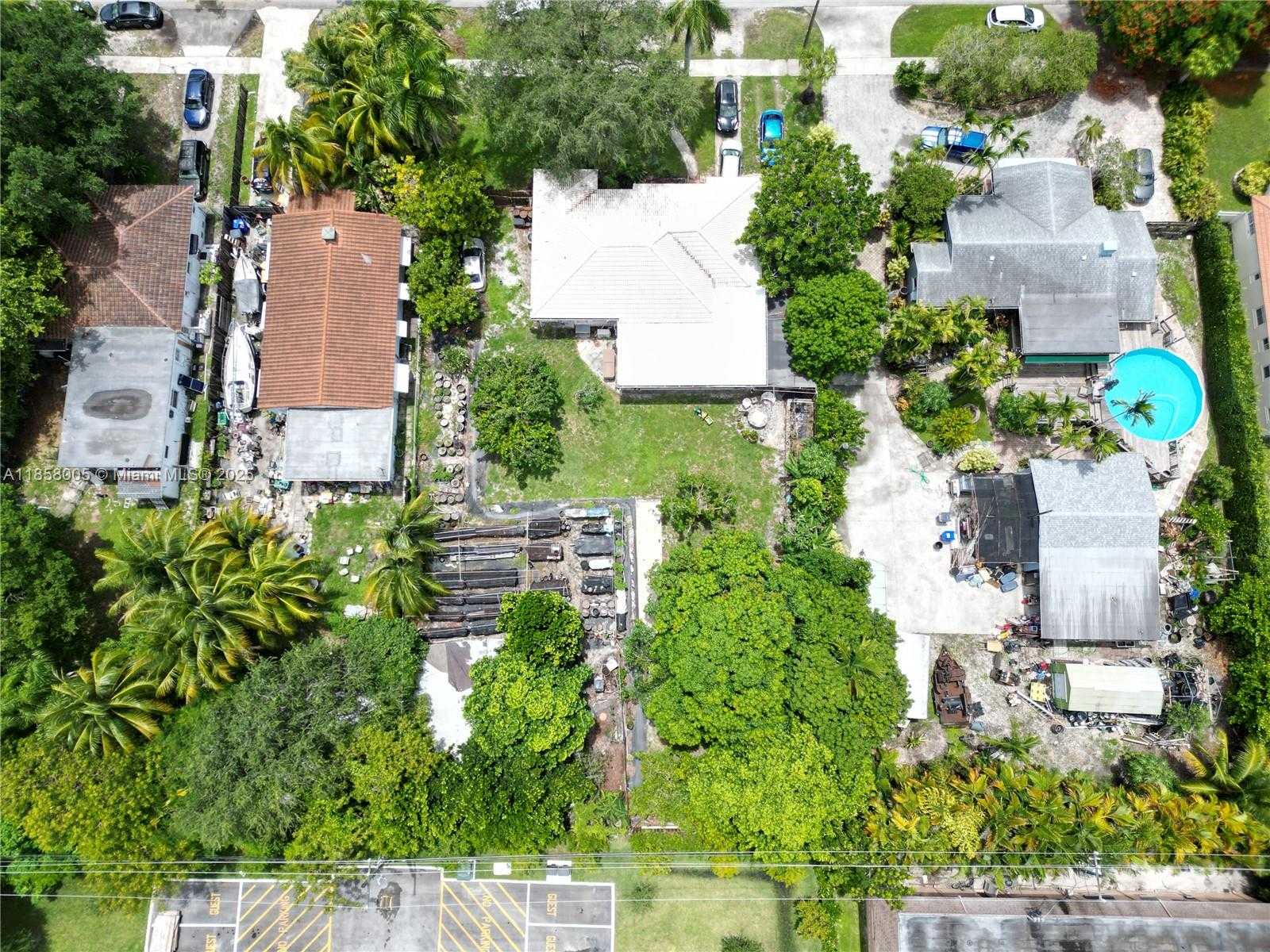 Small Image of 2527 FILLMORE ST, Hollywood Number 17