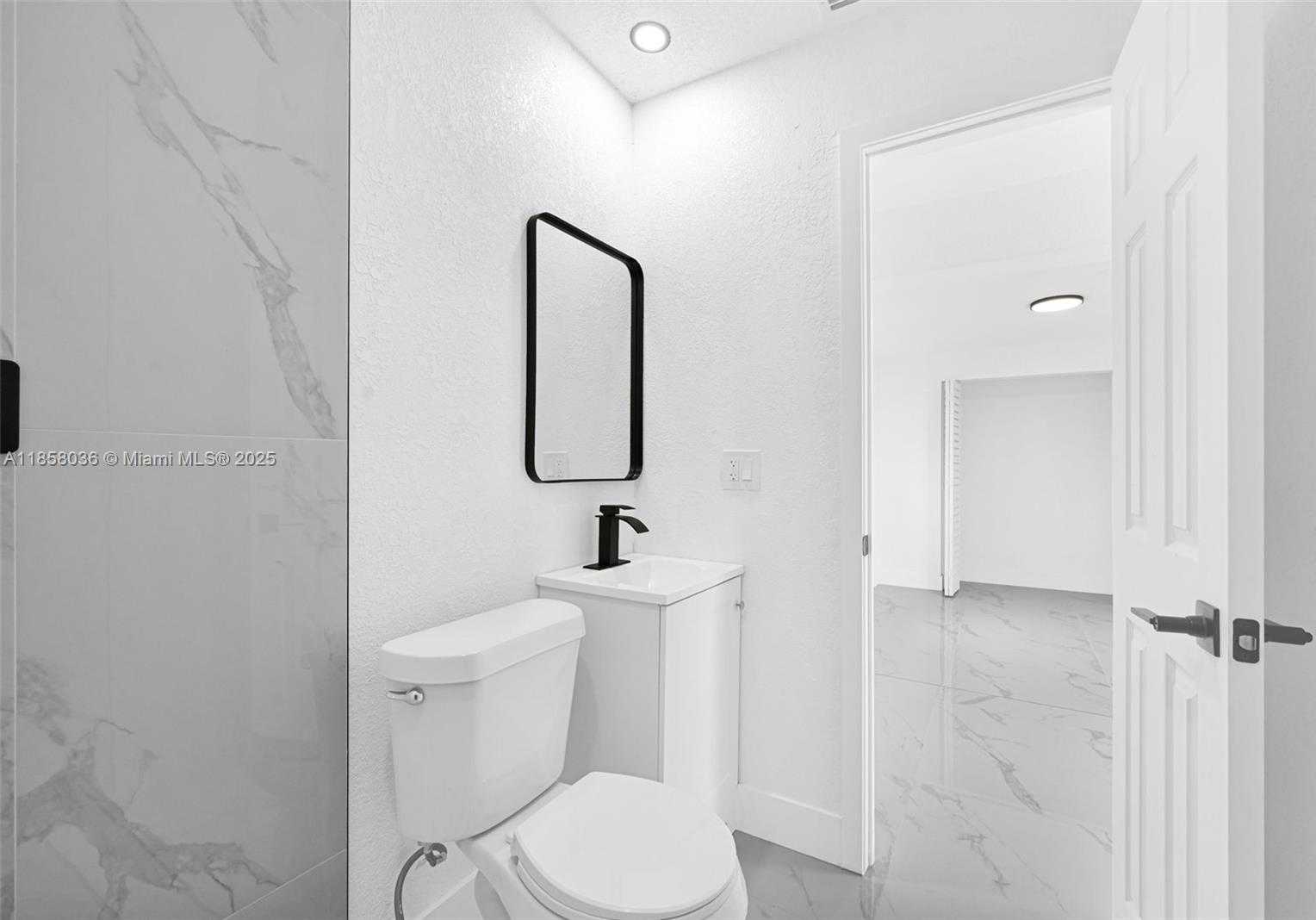 Small Image of 4521 NORTH WEST 207TH DR, Miami Gardens Number 24